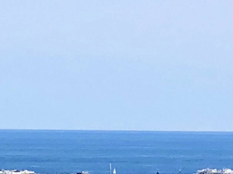 CANNES PETIT JUAS PENTHOUSE T2 DE 86M2 DERNIÈRE ETAGE VUE ME — photo 1