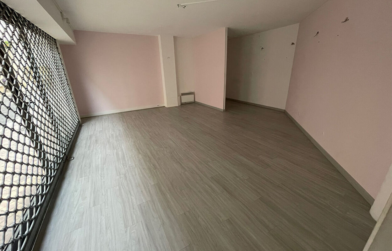 commerce  pièces 90 m2 à louer à Agen (47000)