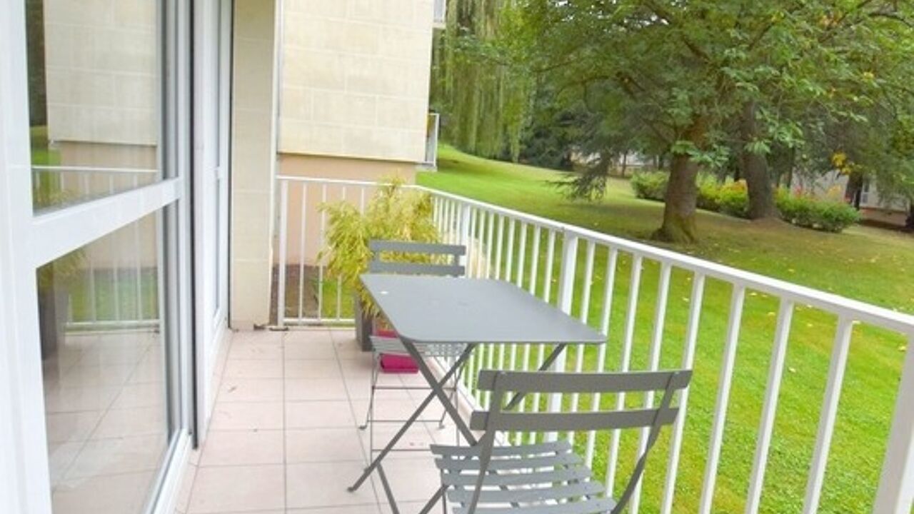 appartement 5 pièces 104 m2 à vendre à Chambourcy (78240)