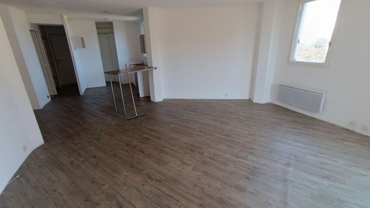 appartement 2 pièces 51 m2 à louer à Miramas (13140)