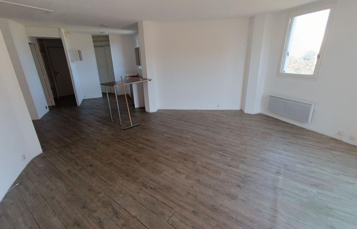 appartement 2 pièces 51 m2 à louer à Miramas (13140)