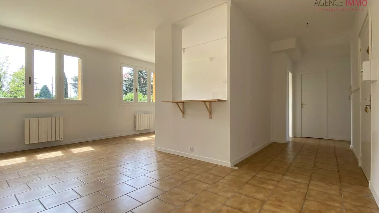 appartement 3 pièces 69 m2 à louer à Lyon 8 (69008)