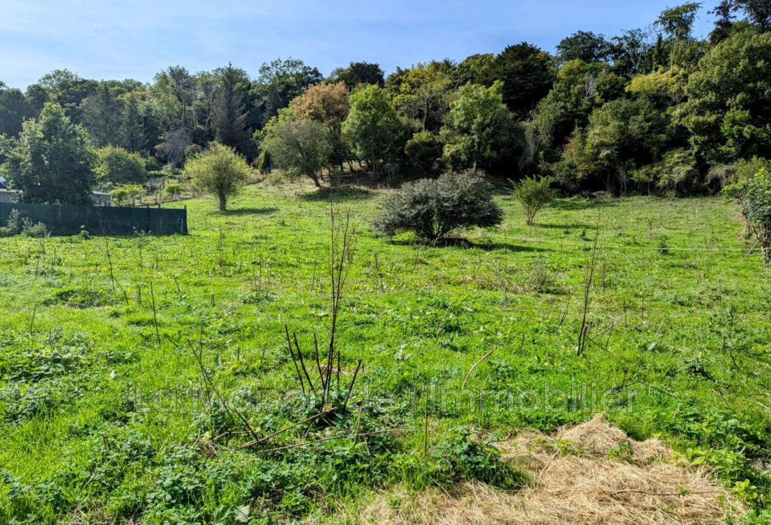 Terrain hors lotissement , situé au CALME — photo 1