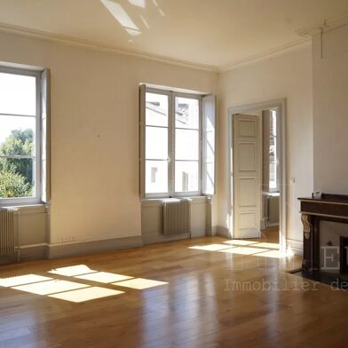 Appartement 4 pièces 156 m²