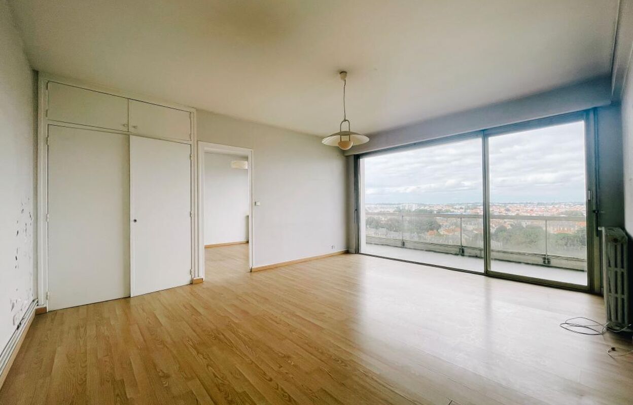 appartement 2 pièces 56 m2 à vendre à La Rochelle (17000)