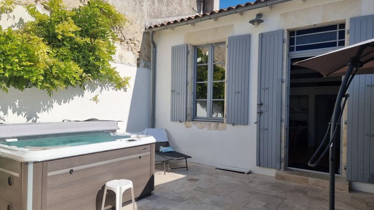 maison 4 pièces 82 m2 à vendre à Rivedoux-Plage (17940)