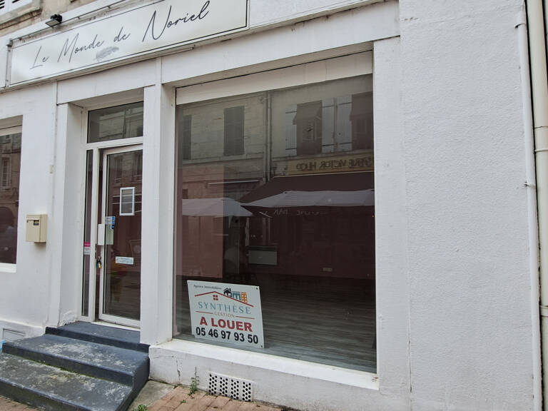 local commercial — photo 1