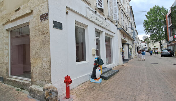 Local commercial 2 pièces  à louer Saintes 17100
