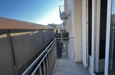 location appartement 615 € CC /mois à proximité de Beaucaire (30300)