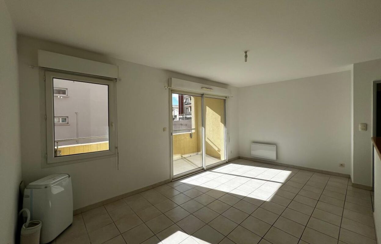 appartement 2 pièces 45 m2 à louer à Nîmes (30900)