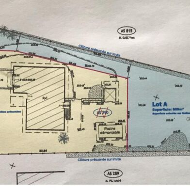 Terrain 608 m²