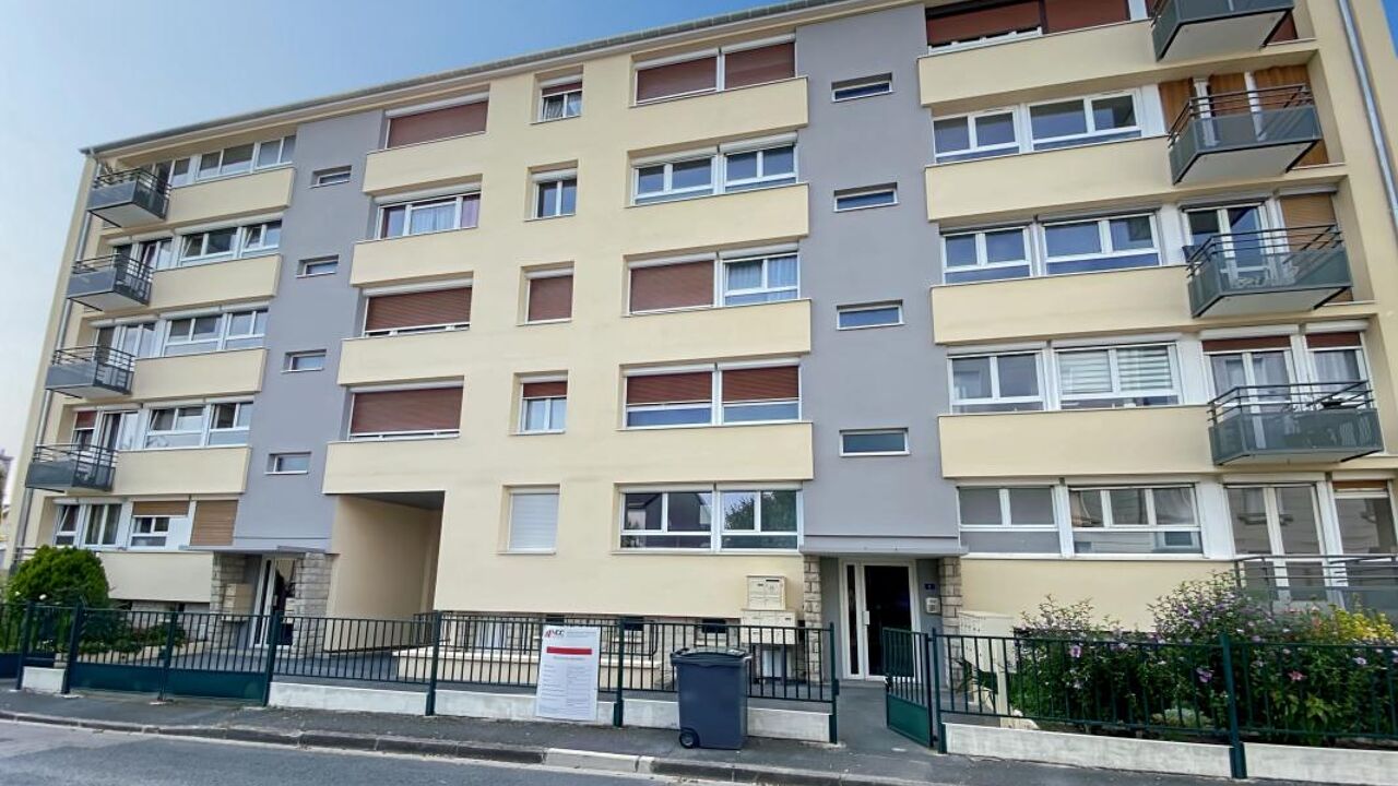 appartement 4 pièces 65 m2 à vendre à Reims (51100)