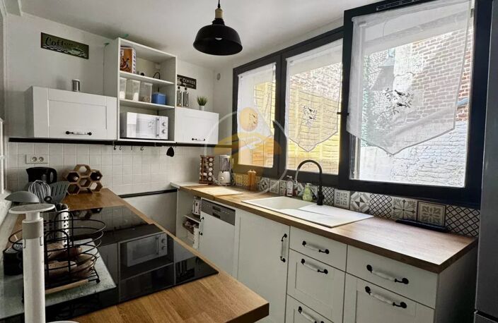 Maison Semi Mitoyenne Secteur La Fere — photo 2