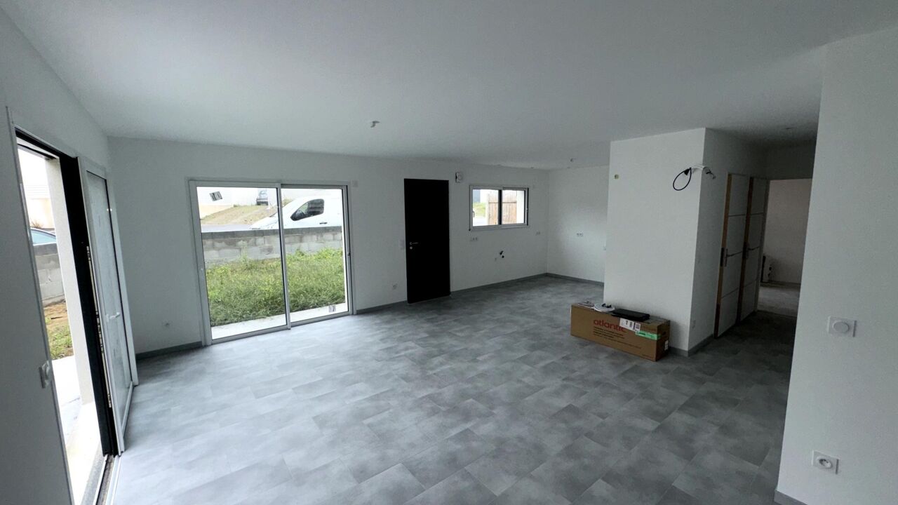 maison 3 pièces 72 m2 à vendre à Landeronde (85150)