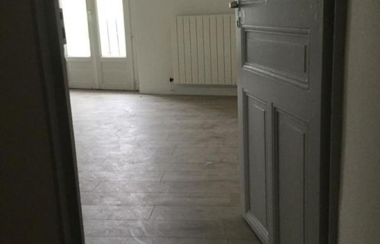 maison 3 pièces 95 m2 à louer à Noves (13550)