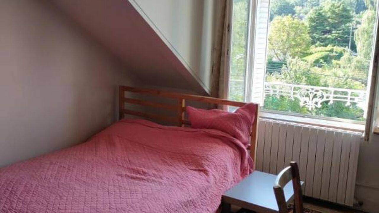 appartement 1 pièces 25 m2 à louer à Saint-Rémy-Lès-Chevreuse (78470)