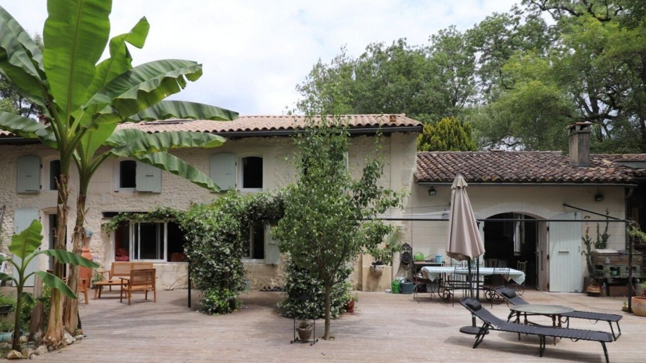 maison 5 pièces 193 m2 à vendre à Cavignac (33620)