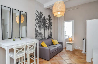 location appartement 470 € CC /mois à proximité de Sauveterre (30150)