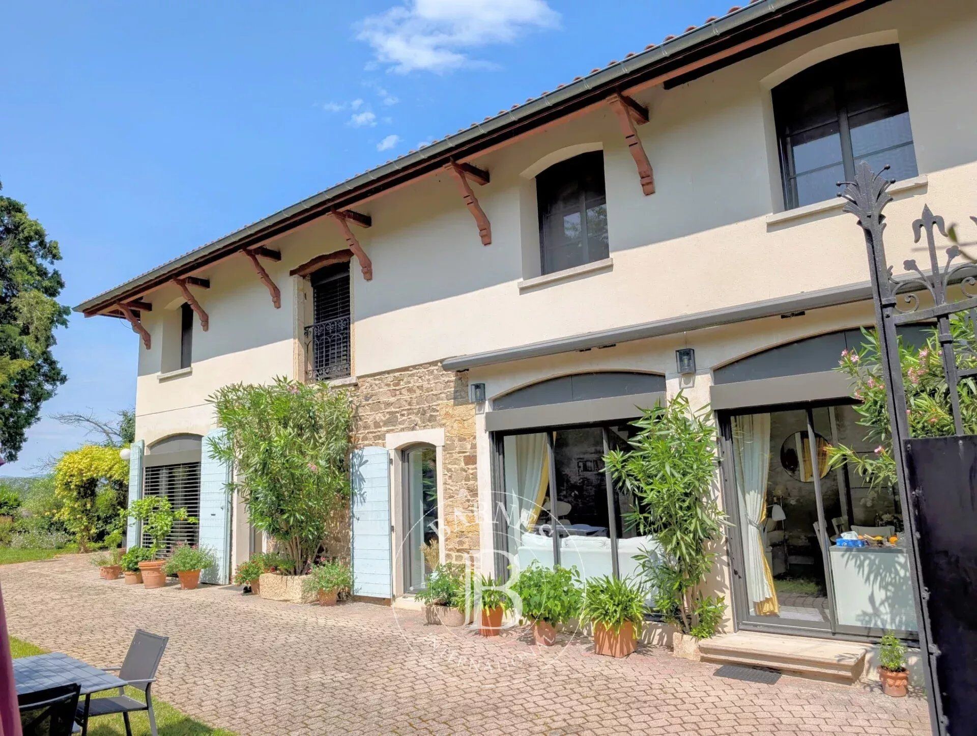 Maison F T5