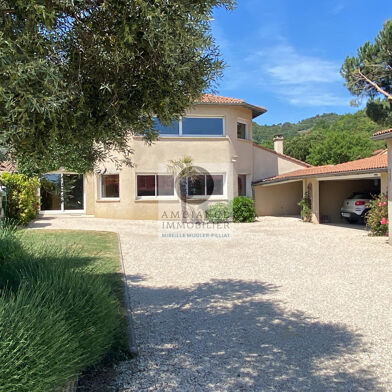 Maison 9 pièces 530000 €