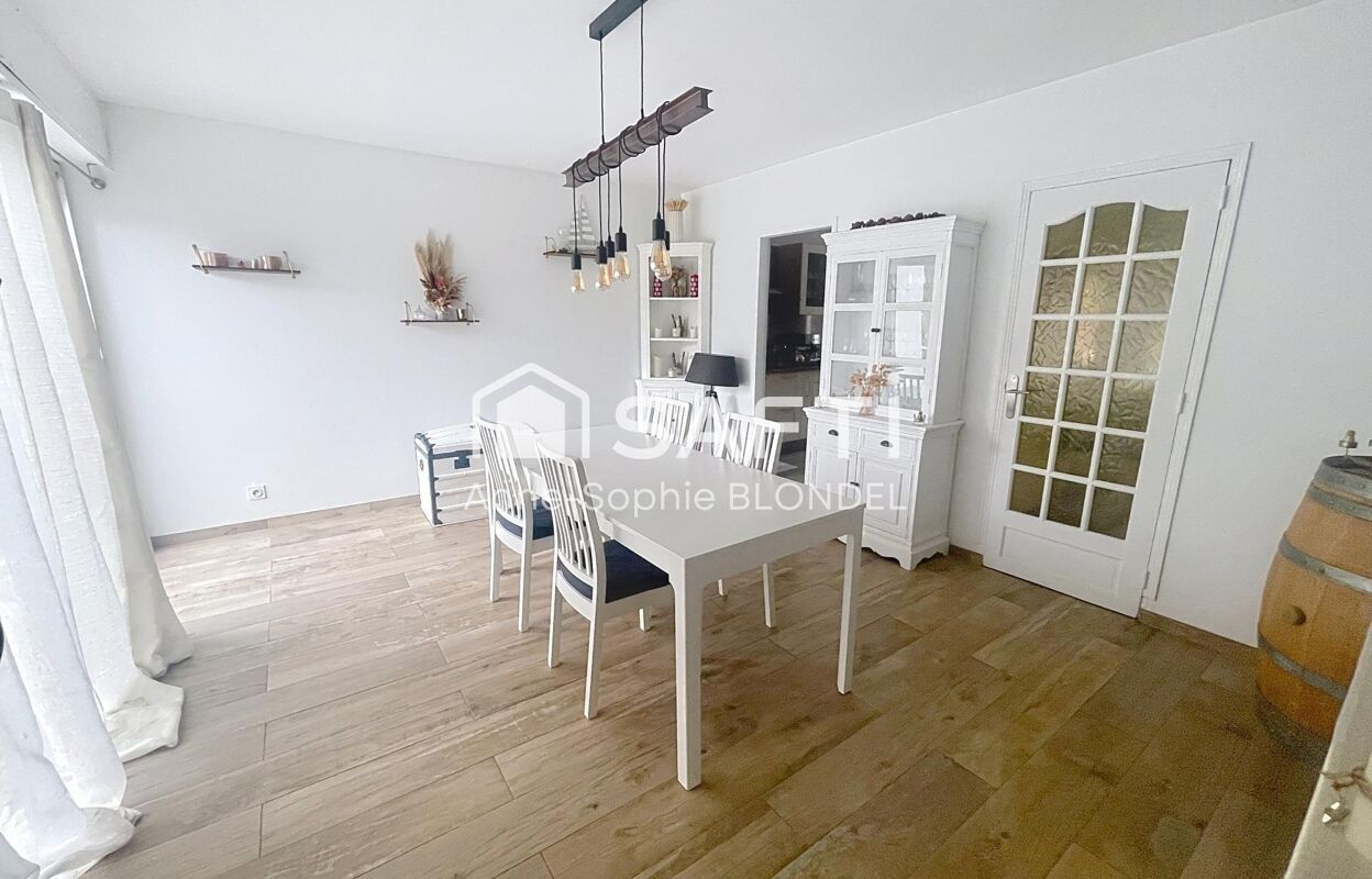 maison 5 pièces 111 m2 à vendre à Villenave-d'Ornon (33140)