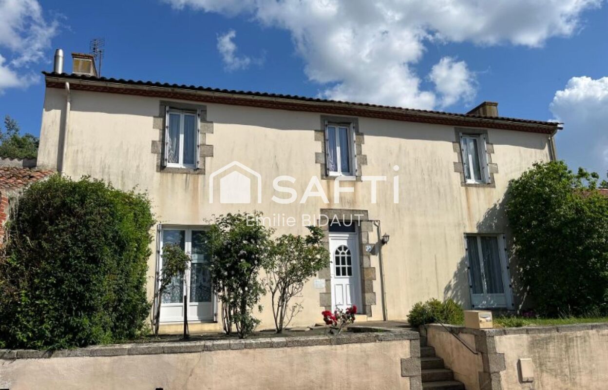 maison 9 pièces 269 m2 à vendre à Les Brouzils (85260)