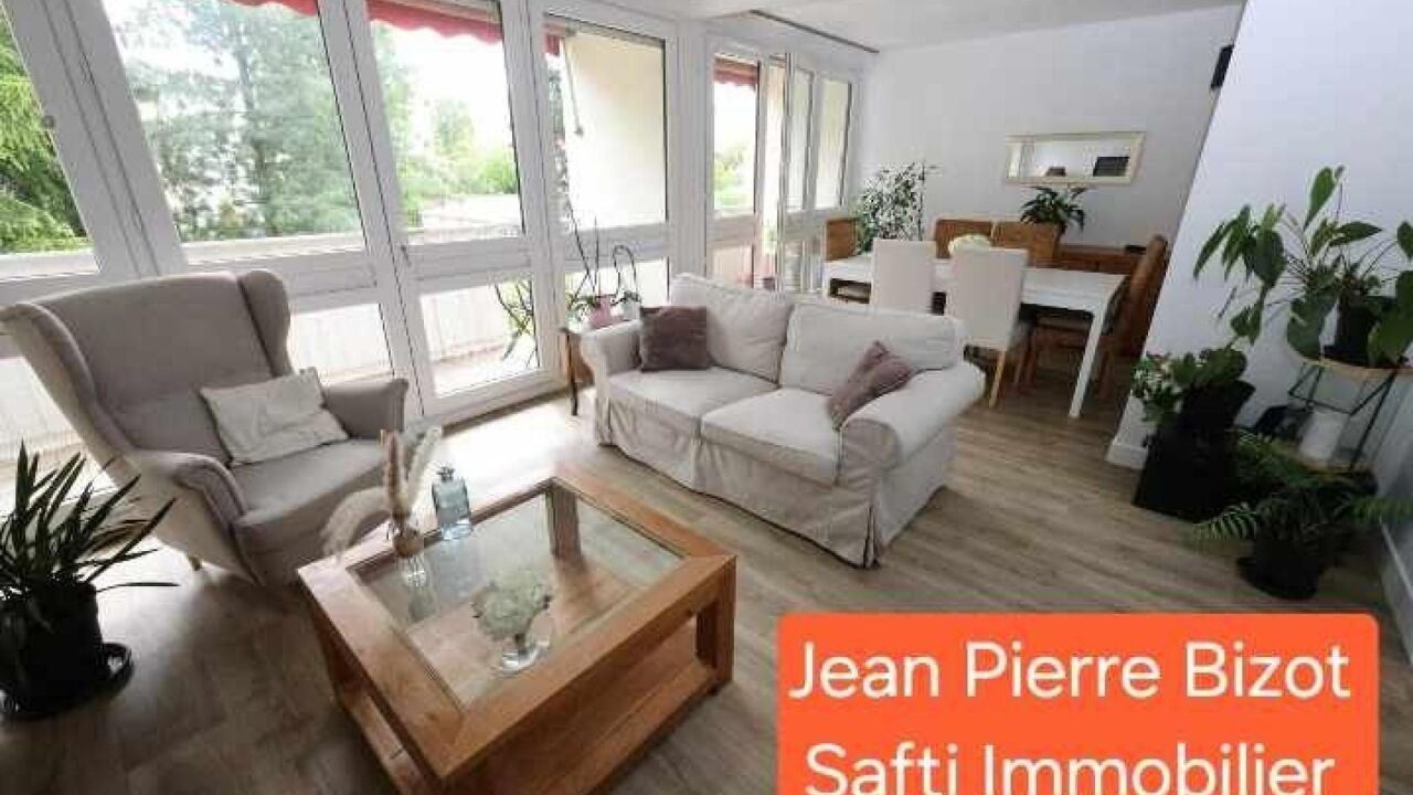 appartement 5 pièces 91 m2 à vendre à Chilly-Mazarin (91380)