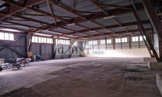 Local industriel  1601 m² à vendre à Domont (95330)