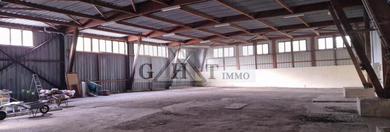 Local industriel  1601 m² à vendre à Domont (95330)