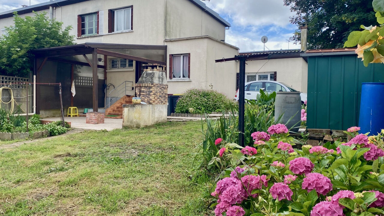 maison 4 pièces 69 m2 à vendre à Corbeil-Essonnes (91100)