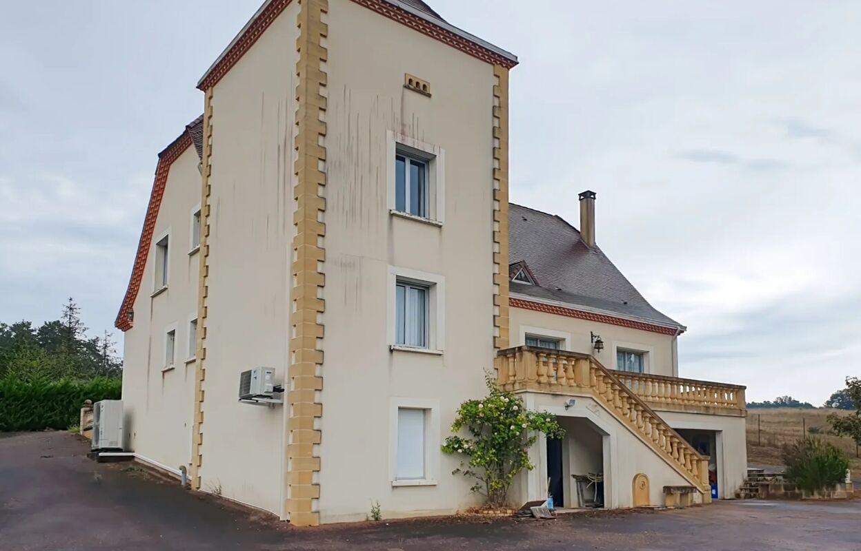 maison 7 pièces 250 m2 à vendre à Javerlhac-Et-la-Chapelle-Saint-Robert (24300)