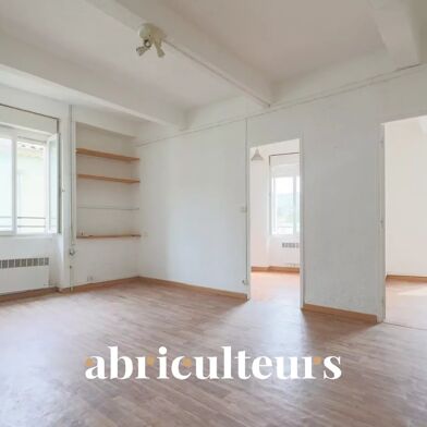 Maison 14 pièces 220 m²