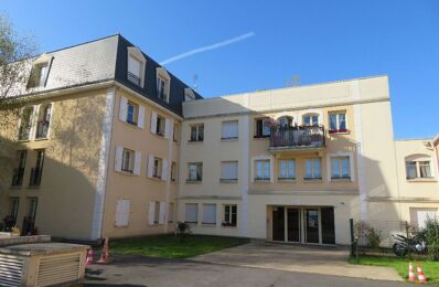 location appartement 860 € CC /mois à proximité de Le Blanc-Mesnil (93150)