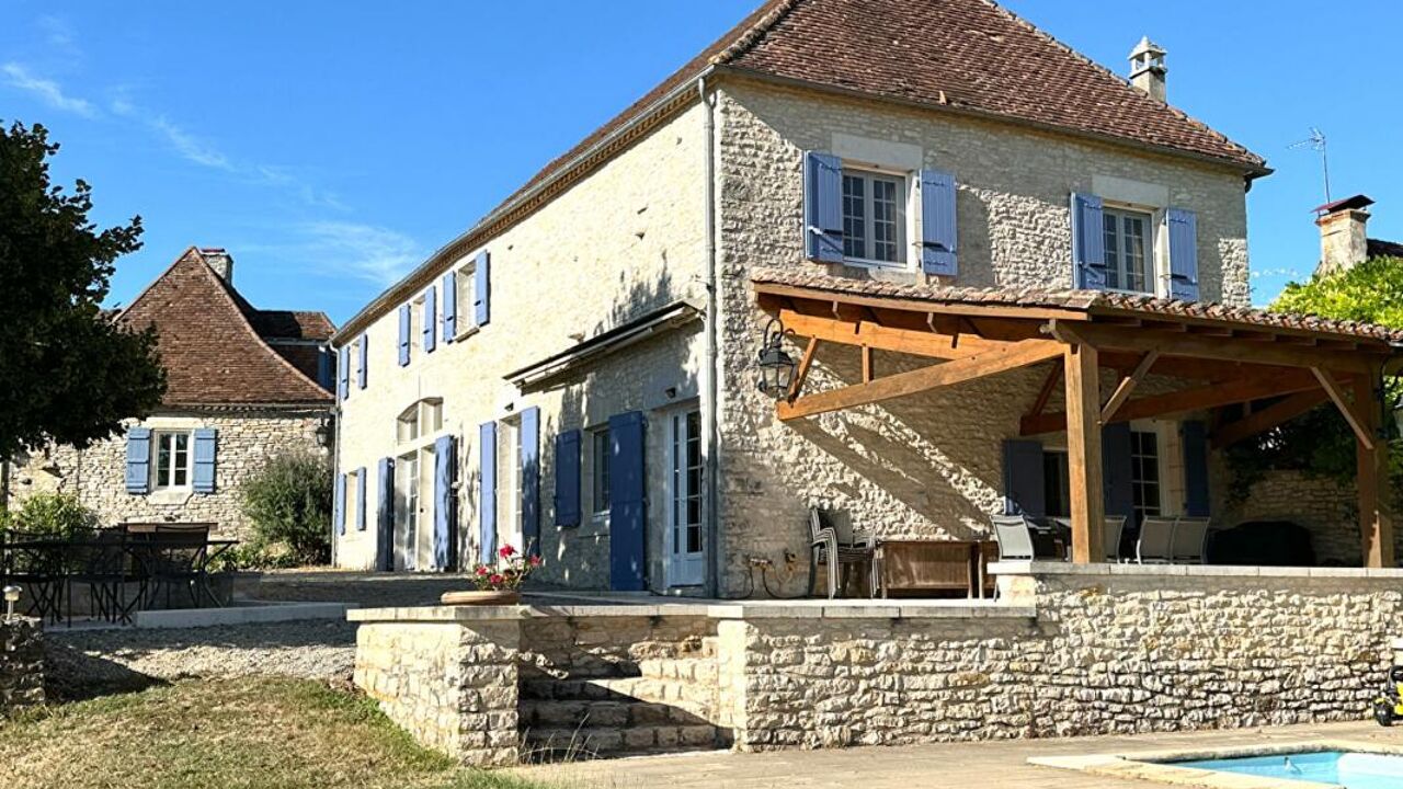 maison 16 pièces 390 m2 à vendre à Tourtoirac (24390)