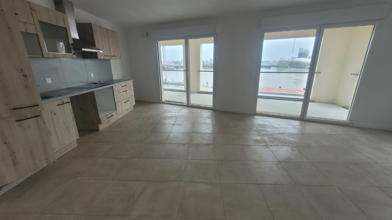 appartement 3 pièces 69 m2 à louer à Bordeaux (33100)