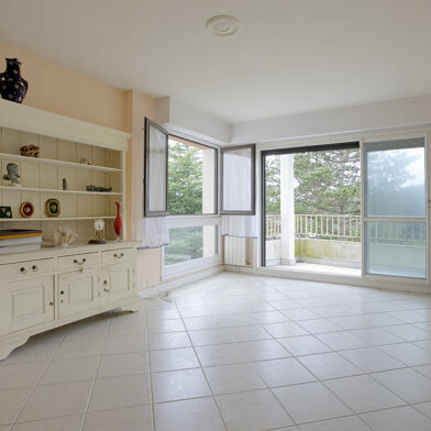 Appartement 2 pièces 240000 €