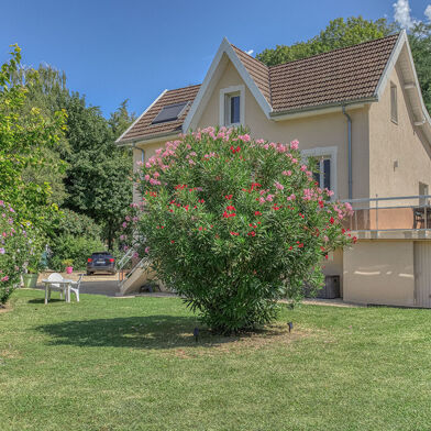 Maison 5 pièces 147 m²