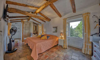 Maison 12 Pièces 250 m² à vendre à Rousson (30340)