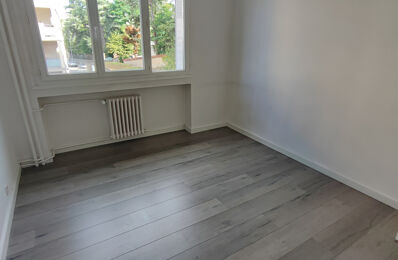 location appartement 480 € CC /mois à proximité de L'Étrat (42580)