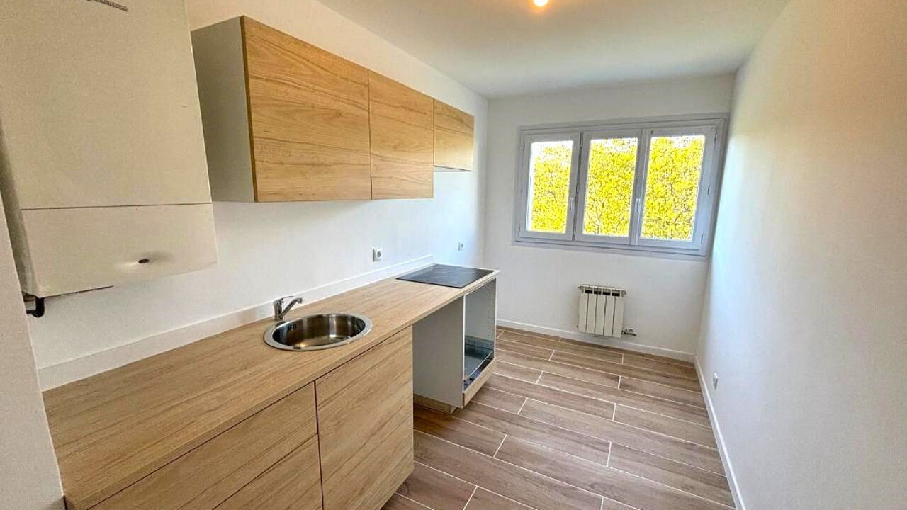 appartement 3 pièces 77 m2 à louer à Marseille 12 (13012)