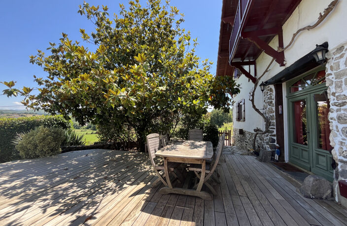 Maison basque du 18ème siècle à vendre. — photo 5