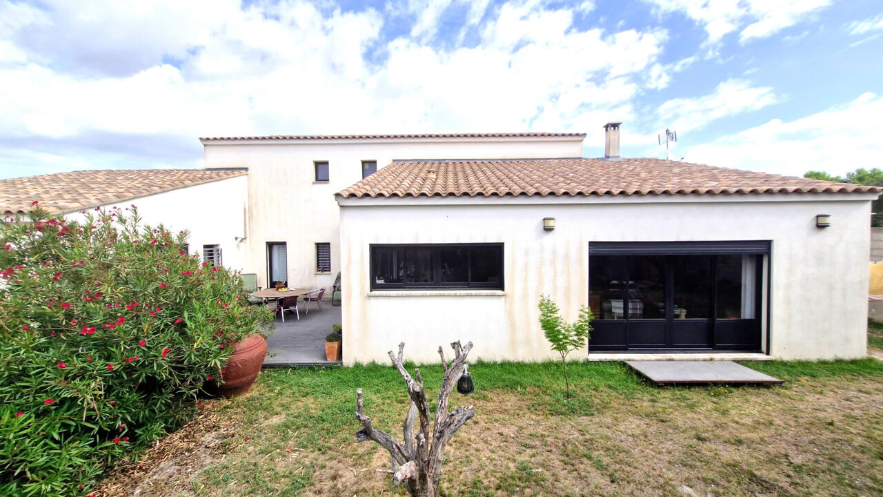 maison 4 pièces 296 m2 à vendre à Morières-Lès-Avignon (84310)