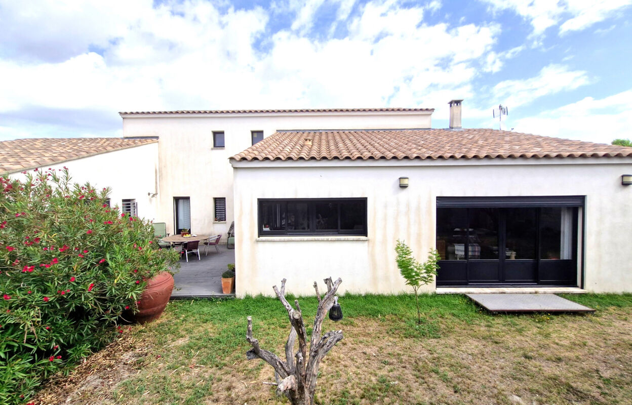 maison 4 pièces 296 m2 à vendre à Morières-Lès-Avignon (84310)