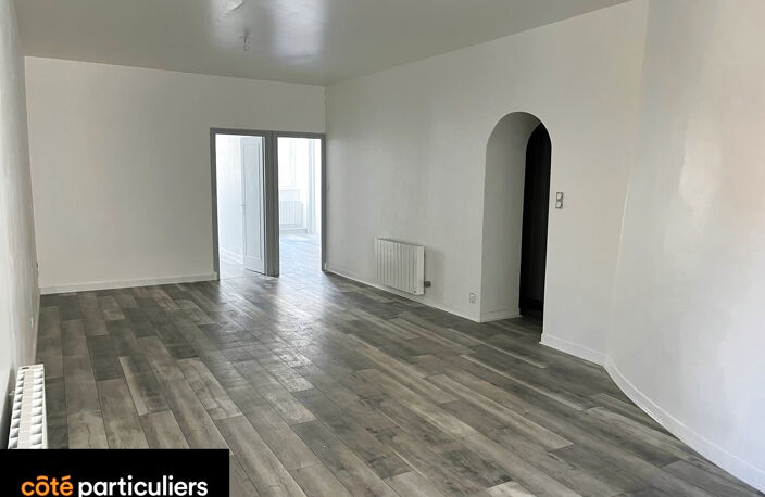 APPARTEMENT TYPE 3 EN PLEIN CENTRE VILLE DE LA TOUR DU PIN 3 — photo 2