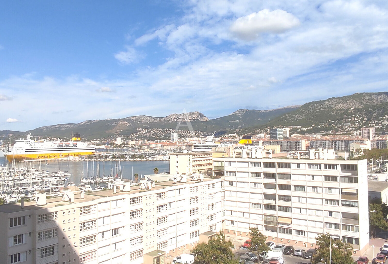TOULON MOURILLON : Appartement 3 Pièces de 67 m² avec petite ... — photo 1