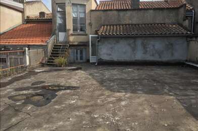 Immeuble  369250 €