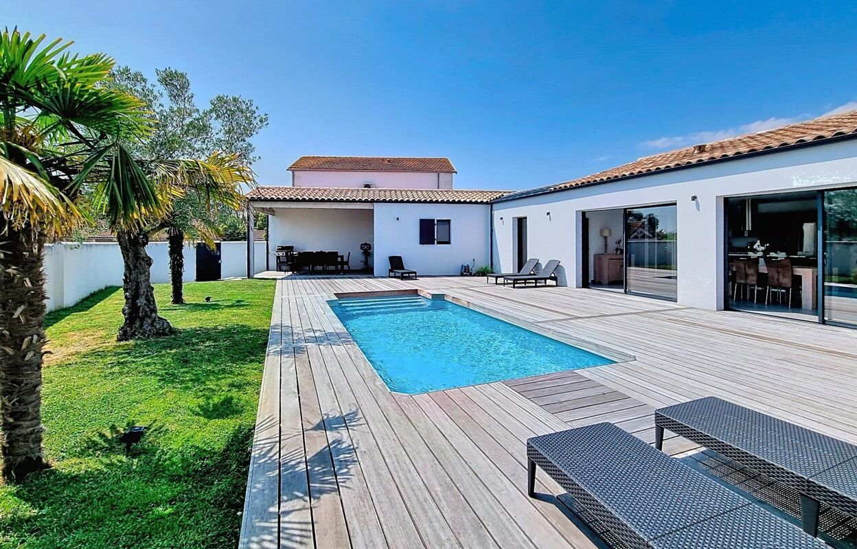 maison 7 pièces 154 m2 à vendre à La Rochelle (17000)