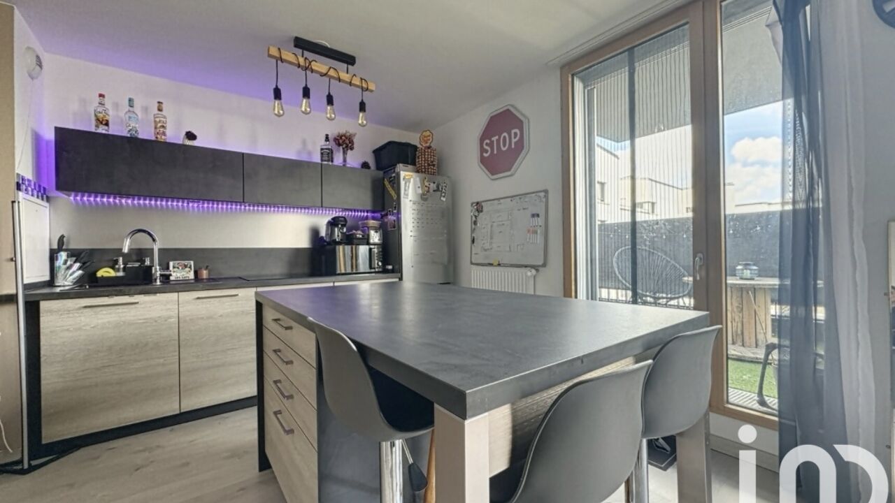 appartement 2 pièces 46 m2 à vendre à Massy (91300)