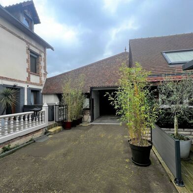 Maison 6 pièces 167 m²