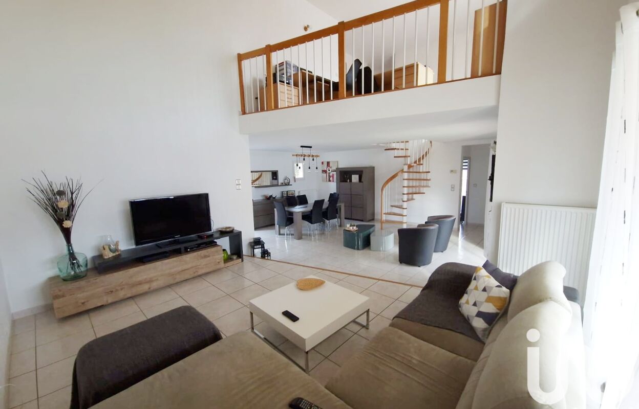 maison 6 pièces 160 m2 à vendre à Claira (66530)